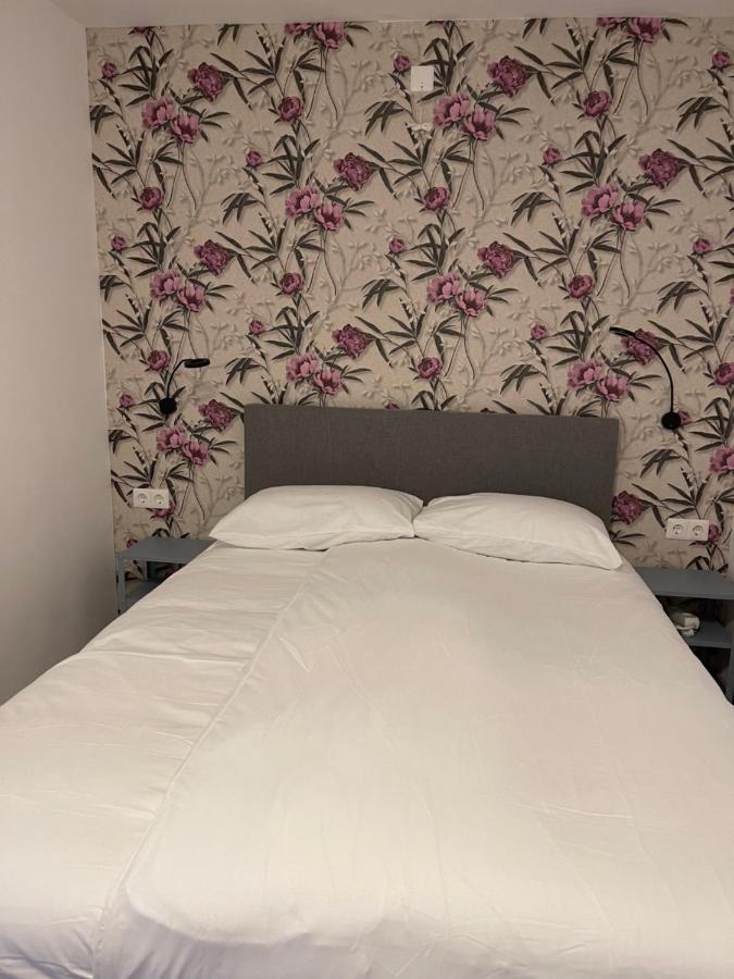 Hotel Sint-maria Next Door *